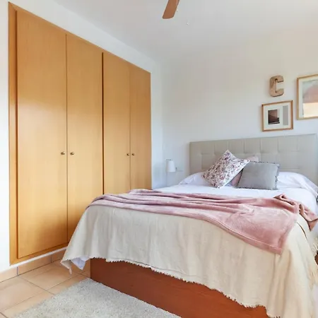Cala Montgo Апартаменты
